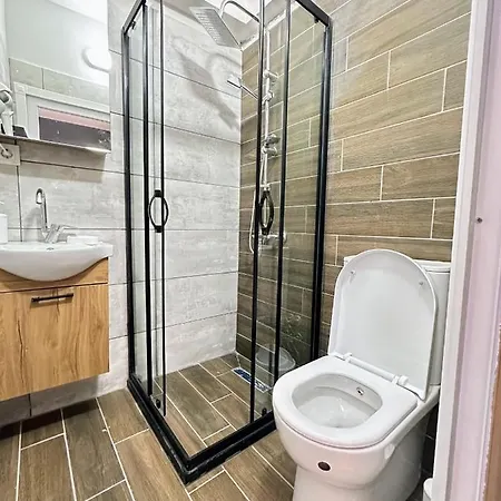 Airhome Aparthotel *
